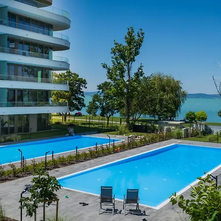Myflat Wave Gold Premium Ii Apartment